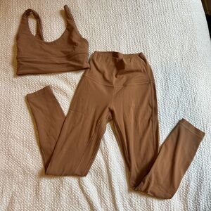 lululemon align set size 4 in tan
